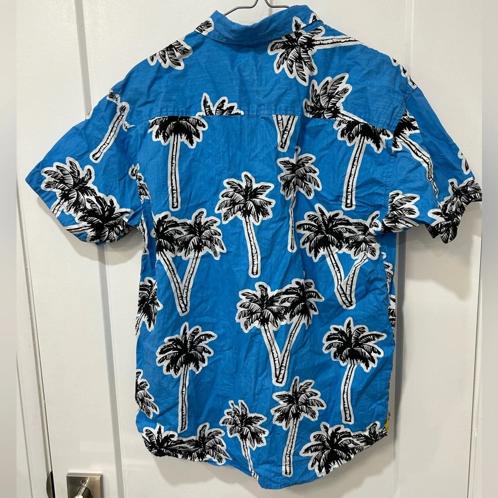Hawaiian Button Down - Picture 3 of 3